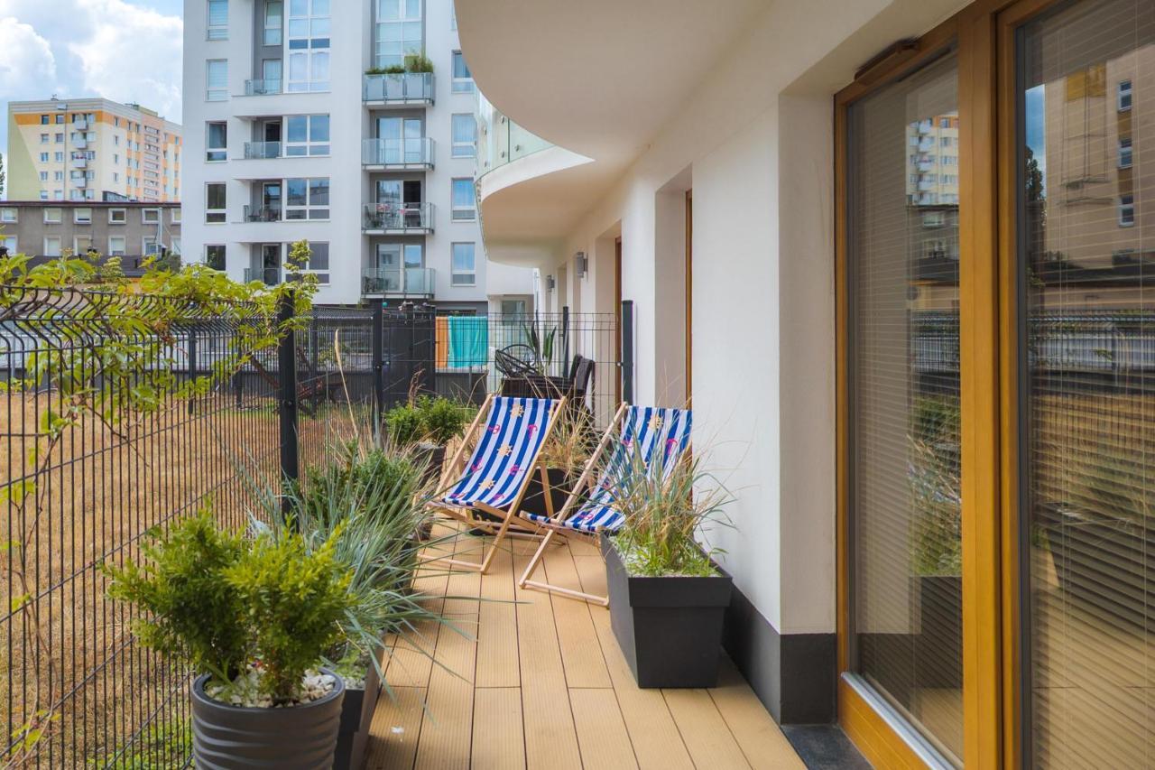 Batorego 7 Apartament With Terrace & Parking Downtown Gdynia By Renters Exterior photo
