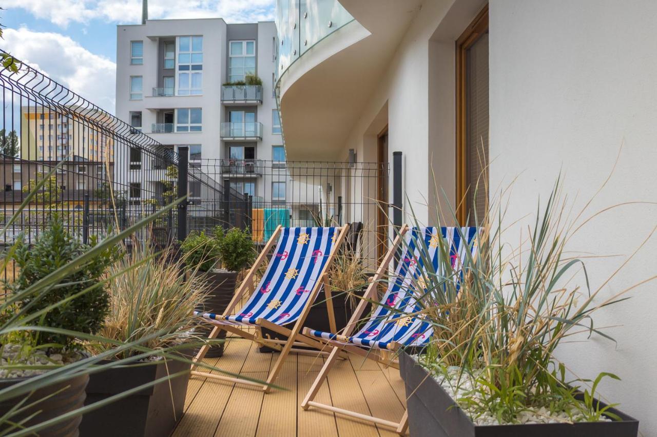 Batorego 7 Apartament With Terrace & Parking Downtown Gdynia By Renters Exterior photo